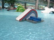 Rainbow Bridge Kids Water Slide ไฟเบอร์กลาสเชิงพาณิชย์ของเล่นน้ำแบบโต้ตอบ